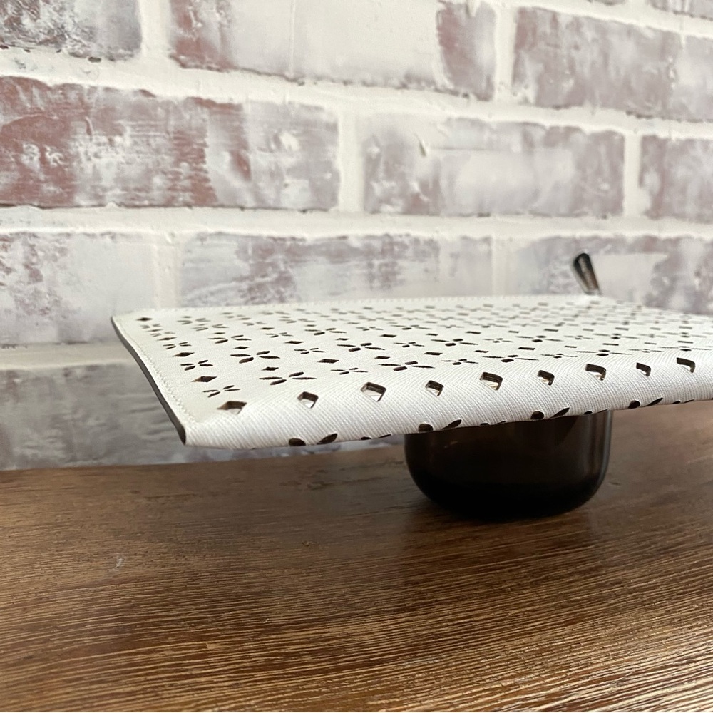 Micheal Kors • XL Laser Cut Leather Clutch • Perforated Floral Geometric Pattern - Picture 12 of 15